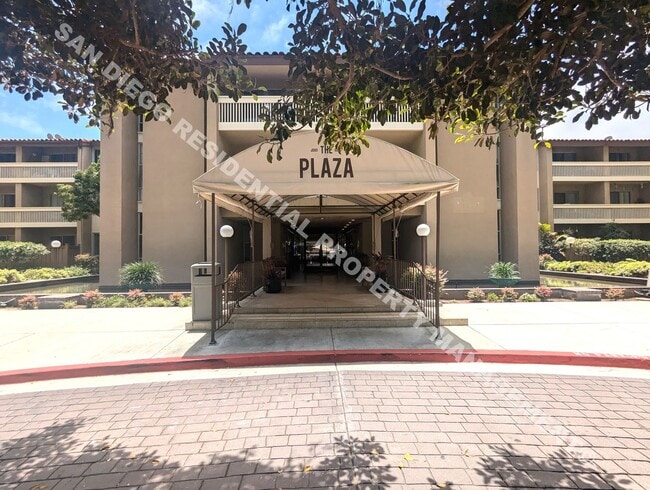 1885 Diamond St in San Diego, CA - Foto de edificio - Building Photo