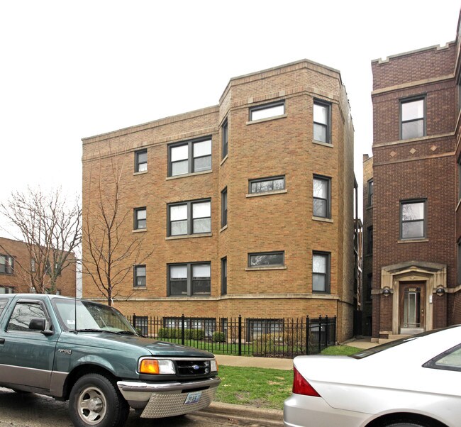 3433-3443 N Lakewood Ave in Chicago, IL - Foto de edificio - Building Photo