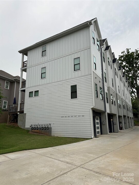 2009 Hamorton Pl in Charlotte, NC - Building Photo