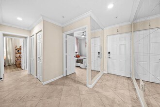 11720 St Andrews Place, Unit 308 in Wellington, FL - Building Photo - Building Photo