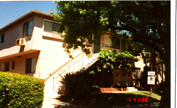 1156-1158 1/2 Huntington in South Pasadena, CA - Building Photo