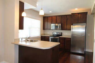 The Cottages in Omaha, NE - Building Photo - Interior Photo