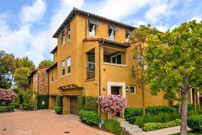 property at 33 Gingerwood