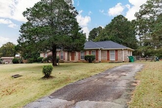 162 Jockey Club Dr in Athens, GA - Building Photo - Building Photo