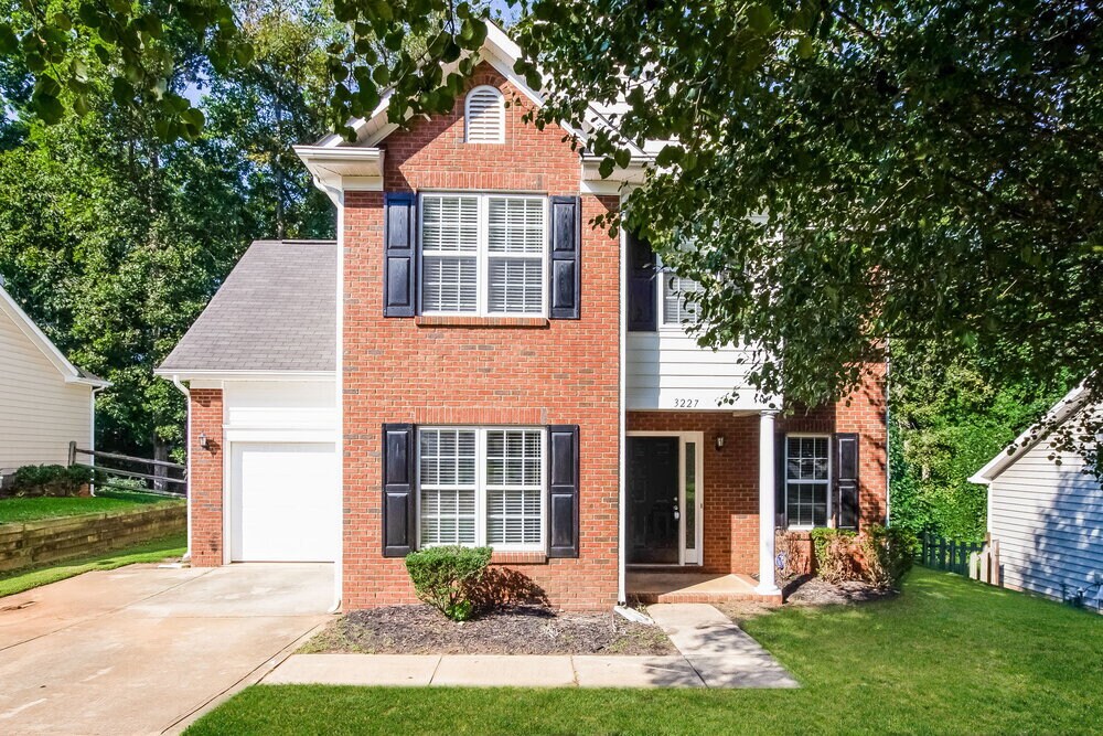 3227 Passour Ridge Ln in Charlotte, NC - Building Photo