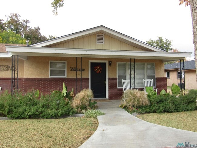 1806 W Ray Ave in Artesia, NM - Building Photo - Building Photo