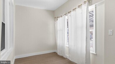 5981 N 21st St in Philadelphia, PA - Building Photo - Building Photo