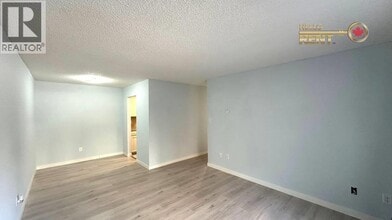 9270 Salish Ct in Burnaby, BC - Building Photo - Building Photo