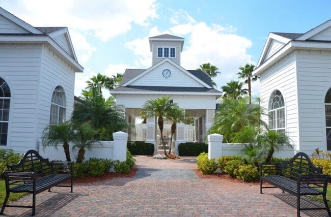 property at 1300 Eastern Pecan Pl