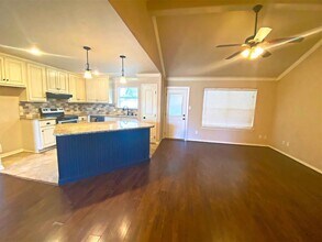 16318 Long Valley Ct in Conroe, TX - Building Photo - Building Photo