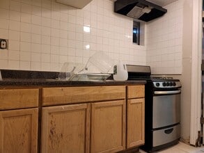 137-28 170th St in Queens, NY - Building Photo - Building Photo