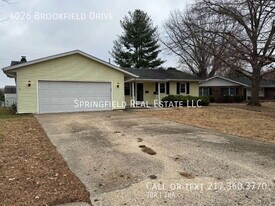 4026 Brookfield Dr in Springfield, IL - Building Photo