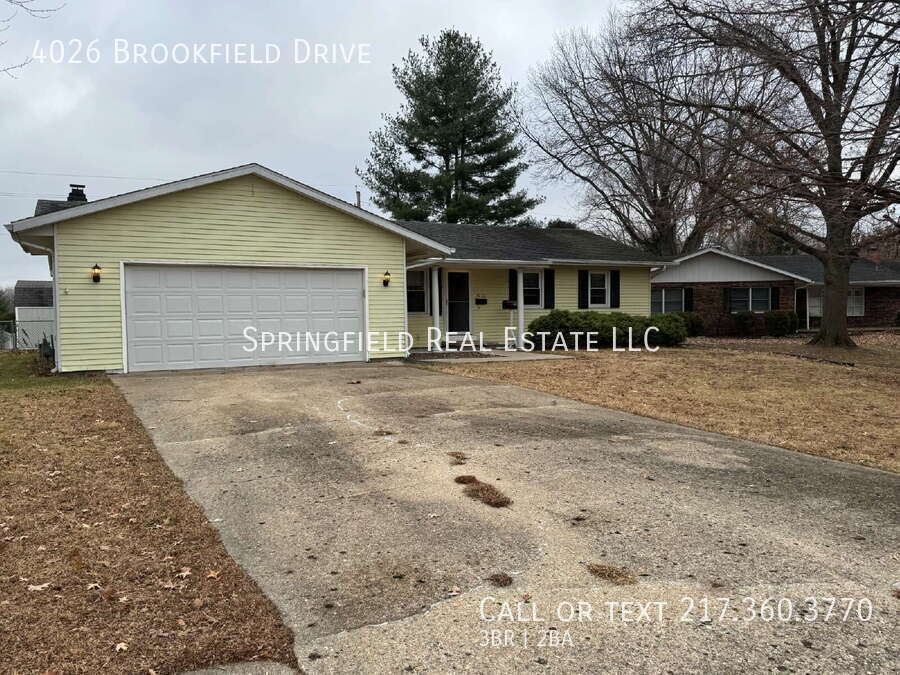 4026 Brookfield Dr in Springfield, IL - Building Photo