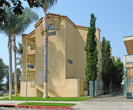 Durango Palms in Los Angeles, CA - Building Photo - Building Photo