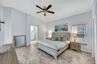 227 Glen Eagle Cir in Naples, FL - Building Photo - Building Photo