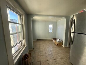 23 Boston St in Somerville, MA - Building Photo - Building Photo