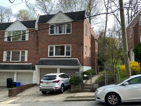 620 Green Ln, Unit Second Floor in Philadelphia, PA - Building Photo