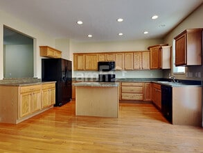 1542 Quarter Horse Cir in Loveland, OH - Building Photo - Building Photo