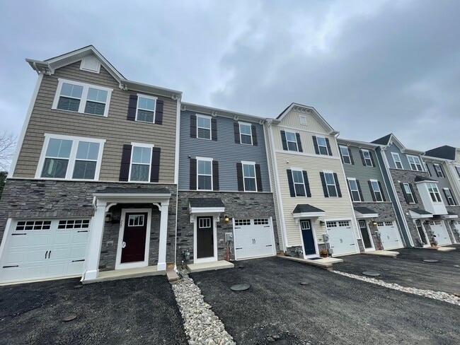 property at 229 Sugar Maple Sq