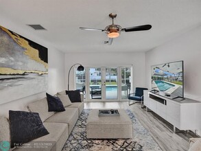 2830 NE 60th St in Fort Lauderdale, FL - Building Photo - Building Photo