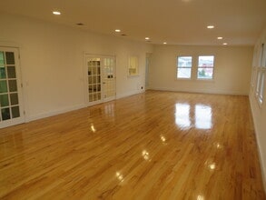 84 Corabelle Ave, Unit 2nd Floor in Lodi, NJ - Building Photo - Building Photo