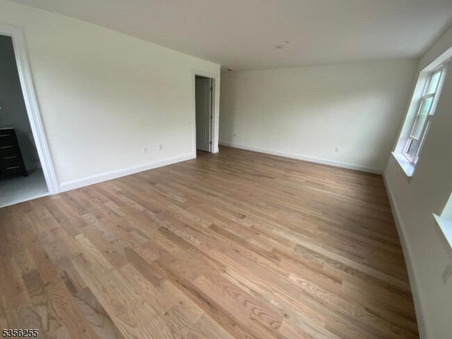 1016 Augusta St in Elizabeth, NJ - Building Photo - Building Photo