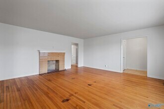 2305 Andrew Jackson Way NE in Huntsville, AL - Building Photo - Building Photo