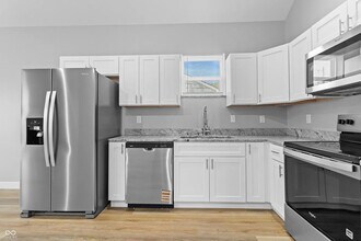 3365 Broadway St in Indianapolis, IN - Foto de edificio - Building Photo