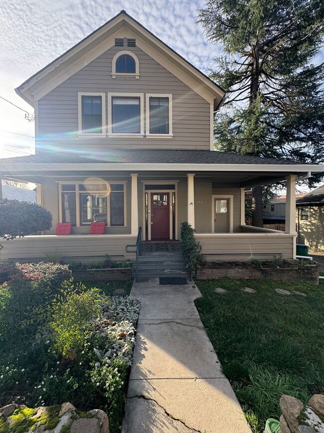 property at 123 Richardson St