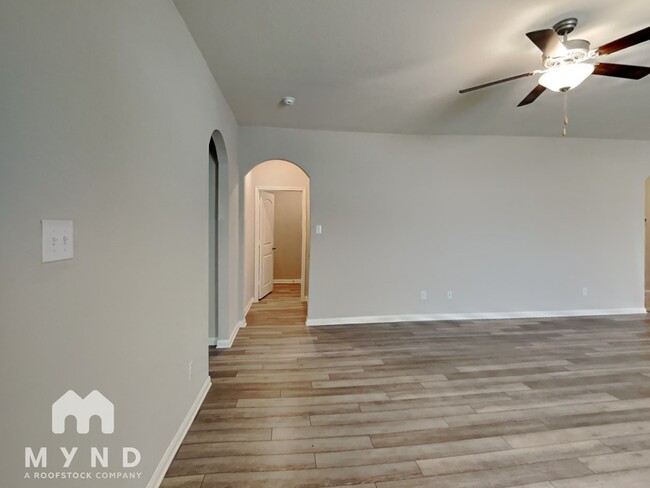 127 Constitution St in Liberty Hill, TX - Building Photo - Building Photo