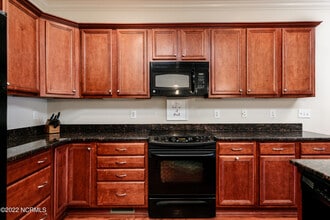22 Elk Ridge Ln in Southern Pines, NC - Building Photo - Building Photo