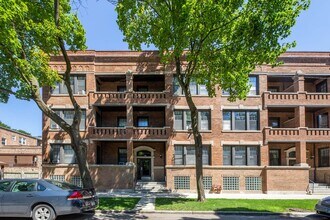 5335-5345 S. Kimbark Avenue in Chicago, IL - Foto de edificio - Building Photo