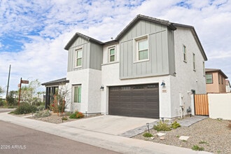 9220 E Sector Dr in Mesa, AZ - Building Photo - Building Photo