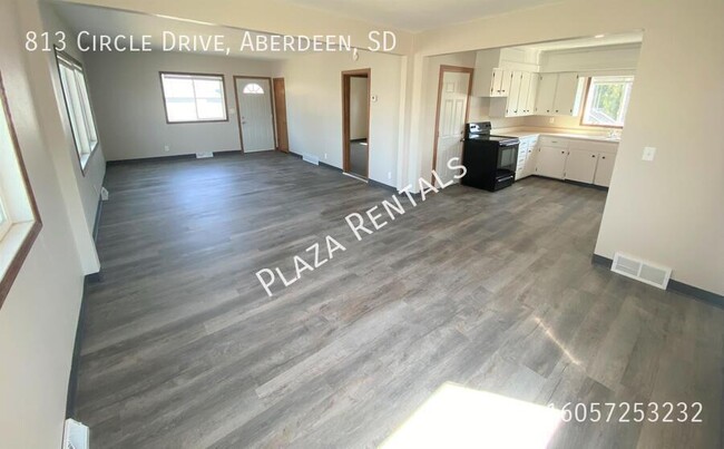 504 N 2nd St in Aberdeen, SD - Building Photo - Building Photo