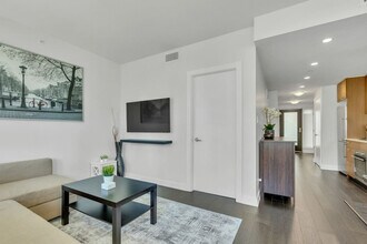 1372 Seymour St, Unit SI ID1051764P in Vancouver, BC - Building Photo - Building Photo