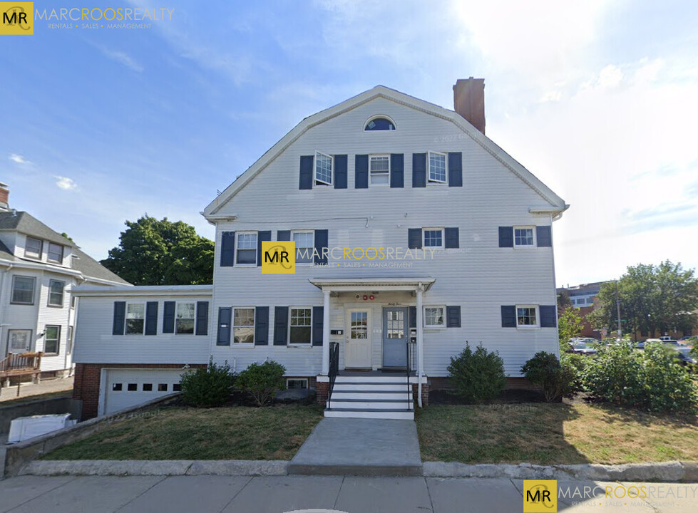 34 Bentley St in Boston, MA - Foto de edificio