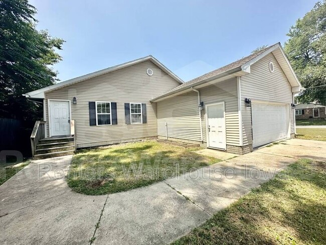 property at 300 W North St