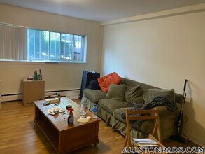 84 Gardner St in Boston, MA - Building Photo - Building Photo