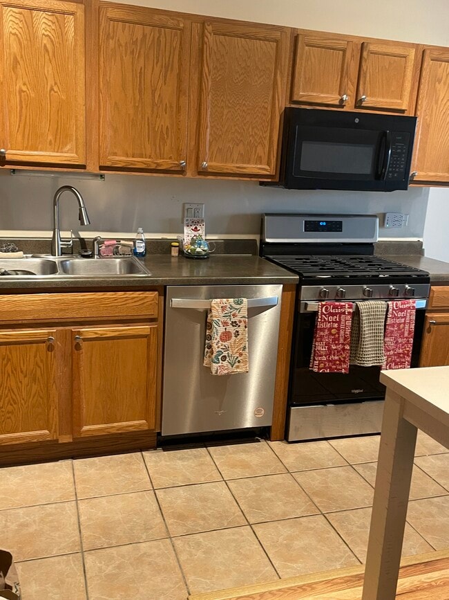 1000 E 53rd St, Unit 1000 Condo in Chicago, IL - Foto de edificio - Building Photo