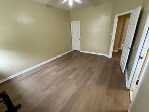 2014 Midyette Rd in Tallahassee, FL - Building Photo - Building Photo