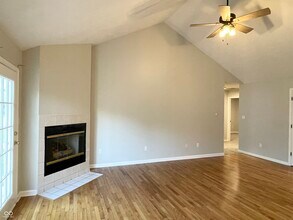 10521 Cornell Ave in Indianapolis, IN - Building Photo - Building Photo
