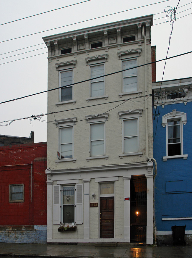 1628 Walnut St in Cincinnati, OH - Building Photo - Building Photo