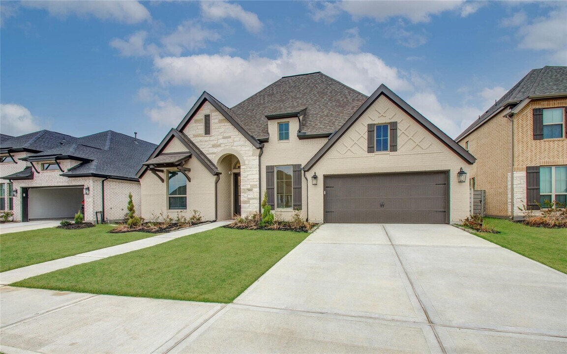 3011 Hbr Spg Wy in Manvel, TX - Building Photo