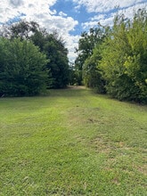 120 W 18th St in Port Arthur, TX - Foto de edificio - Building Photo