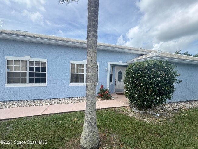 1996 Sugarberry Ct NE in Palm Bay, FL - Building Photo - Building Photo