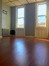 7445 64th Pl in Glendale, NY - Building Photo - Interior Photo