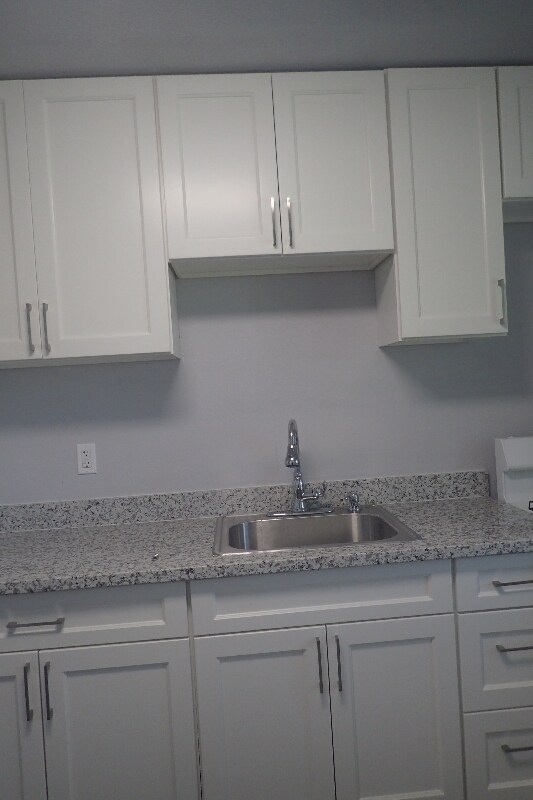 3740 Astoria St-Unit -3 in Sacramento, CA - Building Photo - Building Photo