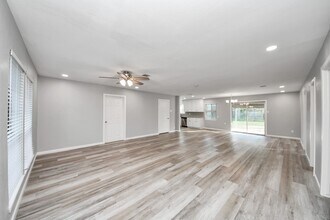 7922 Sheree St in Houston, TX - Building Photo - Building Photo