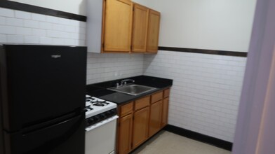 4354 N Elston Ave in Chicago, IL - Building Photo - Building Photo