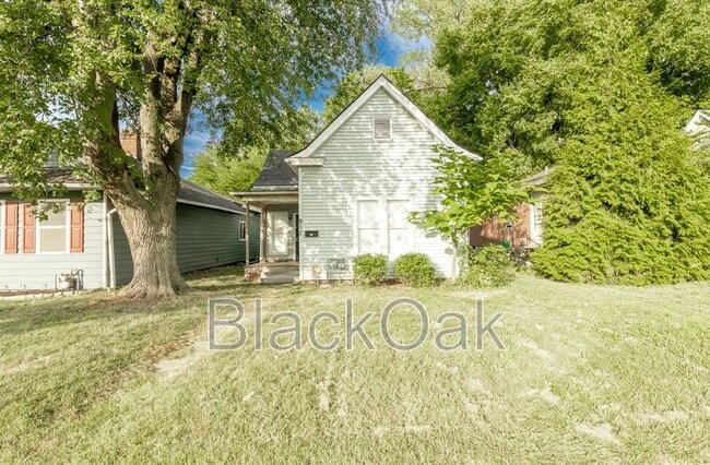 917 Watt St in Jeffersonville, IN - Building Photo - Building Photo